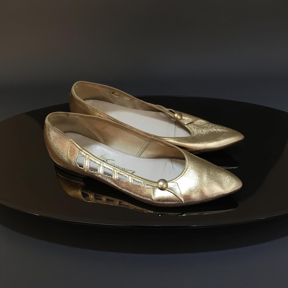 Dream Step gold flats